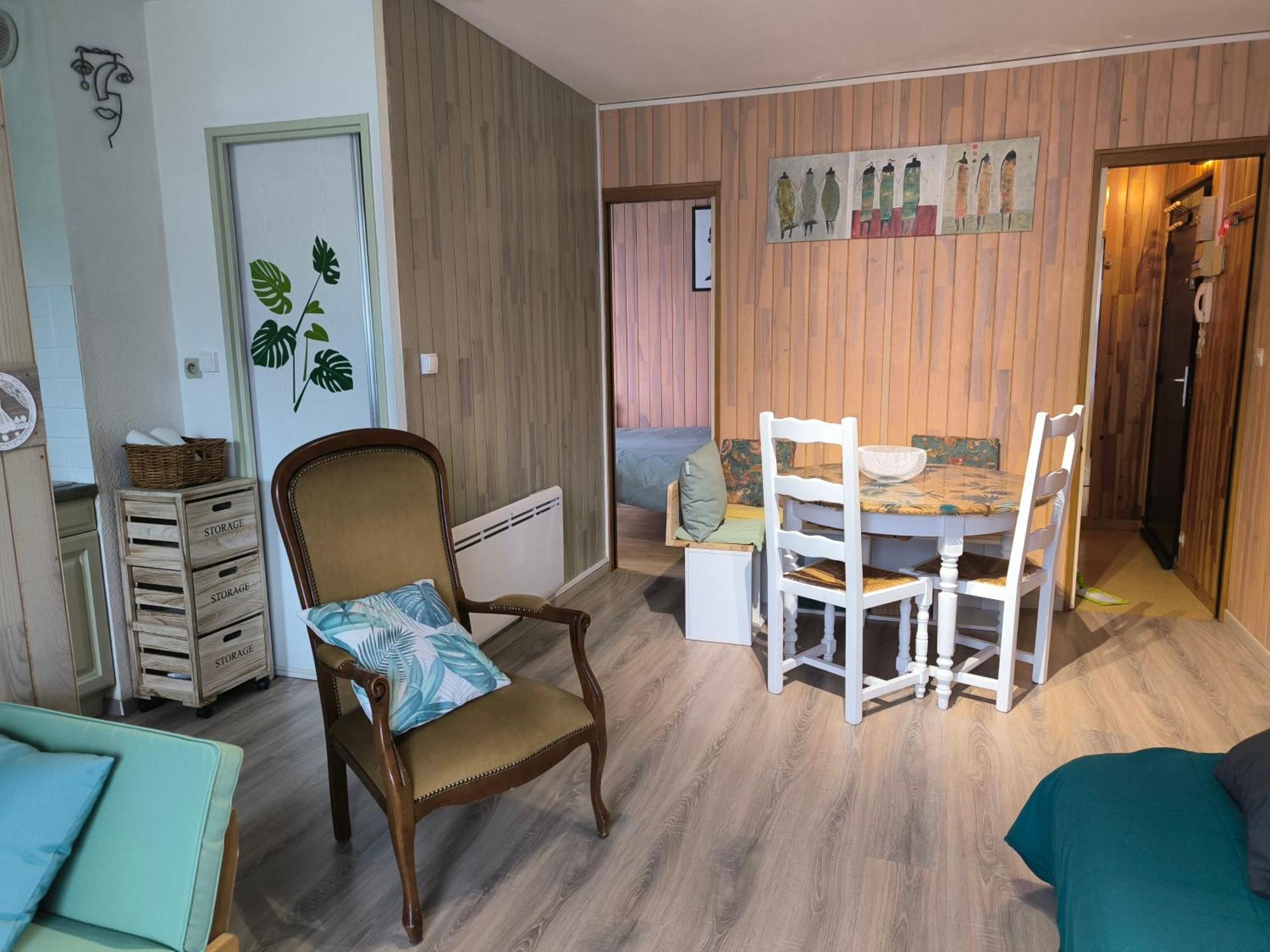 Appartement Vert Tendre Face A La Montagne Bagnères-de-Luchon Εξωτερικό φωτογραφία